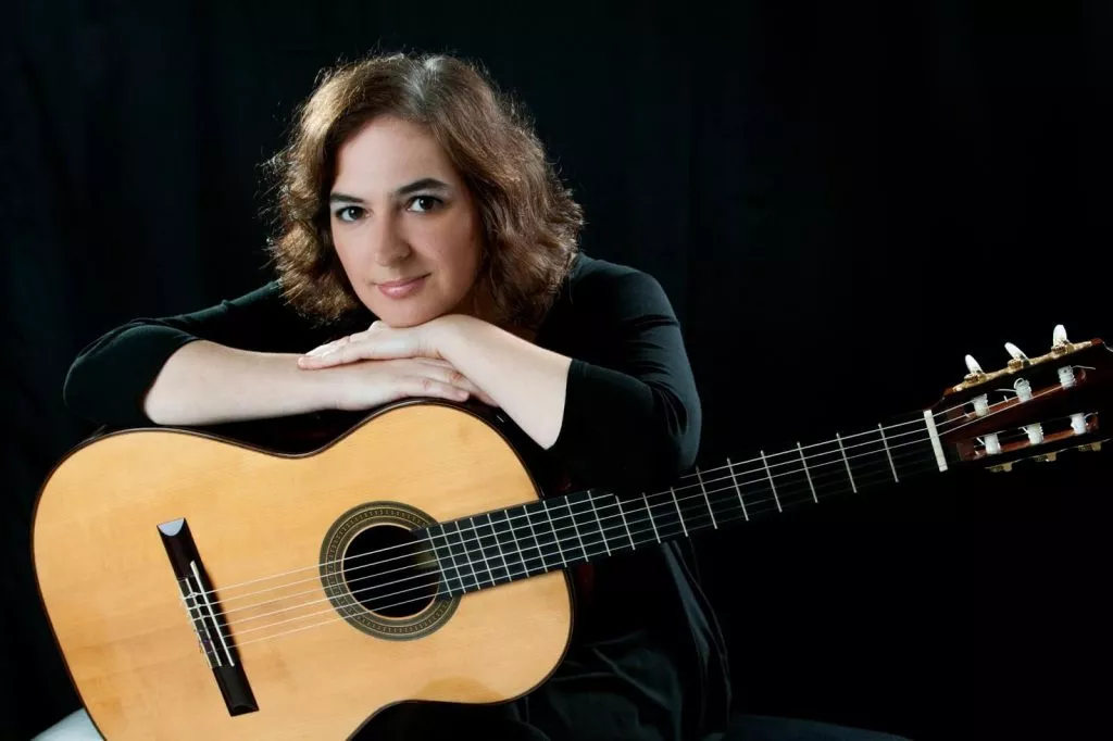 As mulheres e o violão: um breve apanhado do cenário brasileiro de violonistas 38