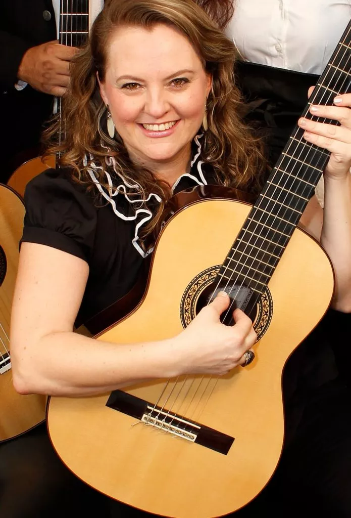 As mulheres e o violão: um breve apanhado do cenário brasileiro de violonistas 53