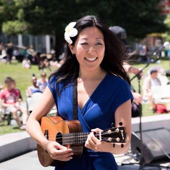 Mulheres e o ukulele: quantas você conhece? 18