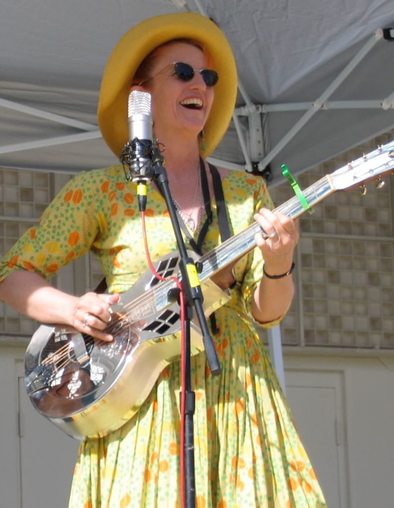 Mulheres e o ukulele: quantas você conhece? 17