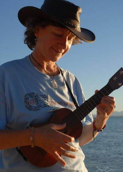 Mulheres e o ukulele: quantas você conhece? 28