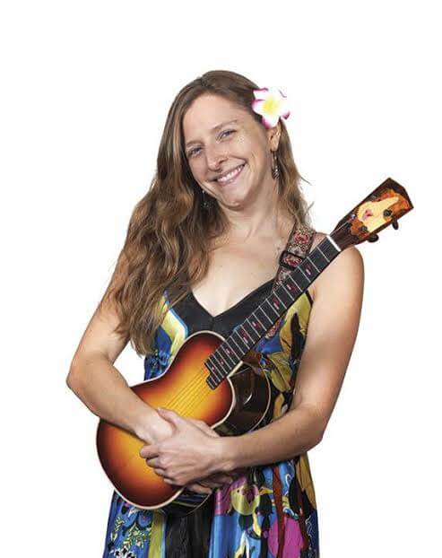 Mulheres e o ukulele: quantas você conhece? 27
