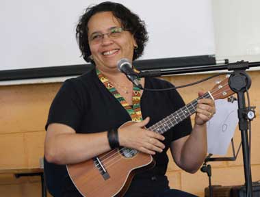 Mulheres e o ukulele 
